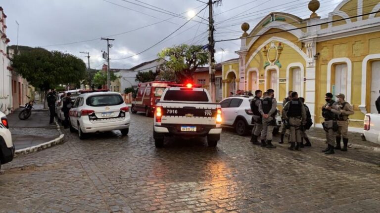 Operação prende suspeitos de homicídios, assaltos e tráfico de drogas no Agreste da Paraíba