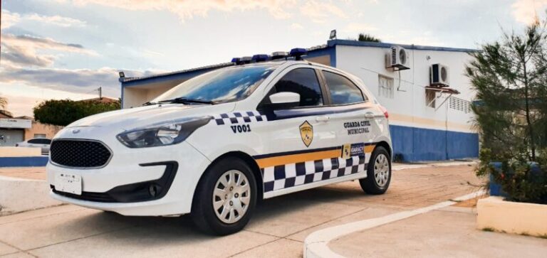 Prefeitura de Igaracy entrega nova viatura para a guarda civil municipal
