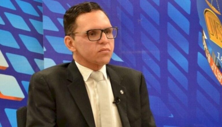 Juiz Antonio Eugênio participa de palestra em Itaporanga