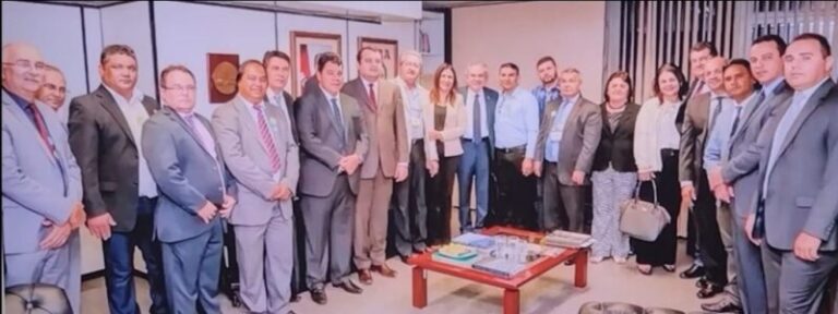 Prefeitos comemoram aprovação da PEC que aumenta repasses para municípios; Famup aponta que movimento nasceu na Paraíba