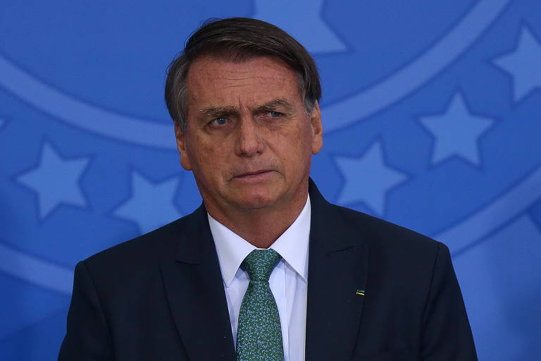 ‘Não existe adulteração da minha parte, eu não tomei a vacina’, diz Bolsonaro após operação da PF