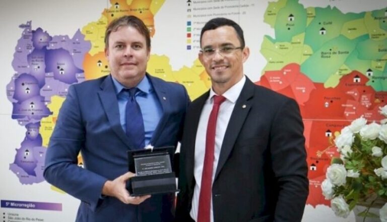 Promotor de Justiça recebe homenagens ao deixar comarca de Itaporanga: “Até logo”