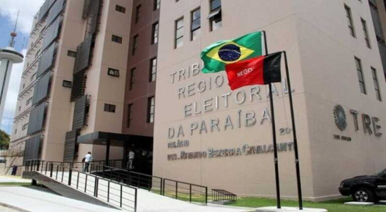 TRE-PB aprova contas de campanha do governador João Azevêdo e do vice, Lucas de Brito