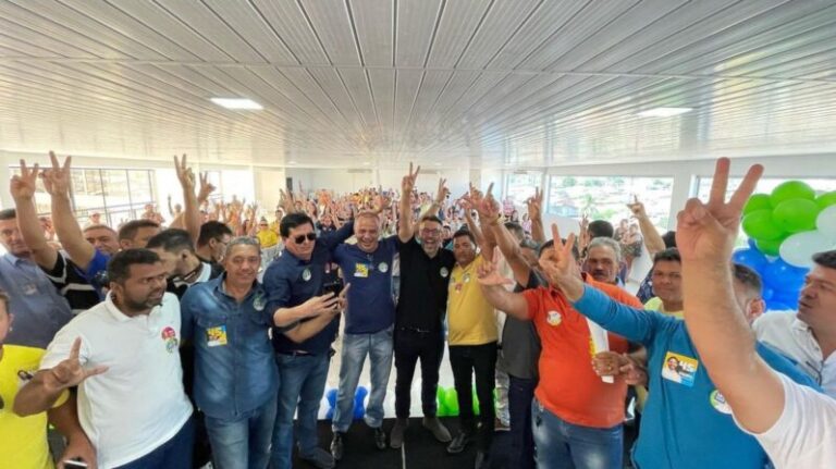 Leonardo Gadelha reúne lideranças no Vale do Piancó para fortalecer campanha a deputado federal
