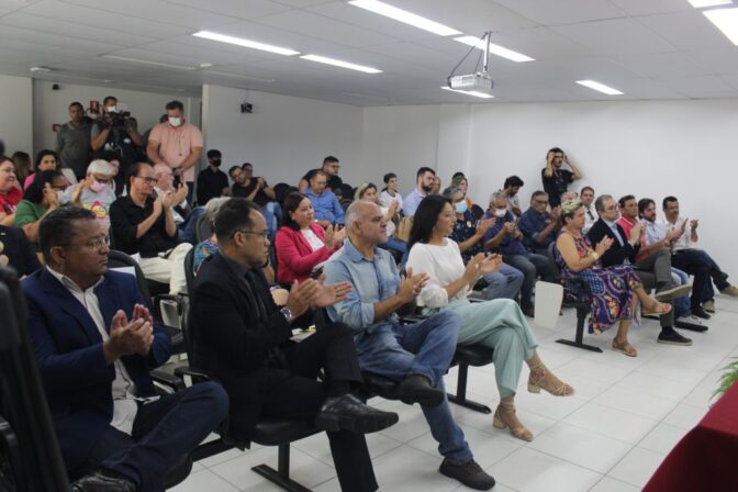 Candidatos ao Governo do Estado assinam Carta Compromisso pelo combate ao trabalho infantil