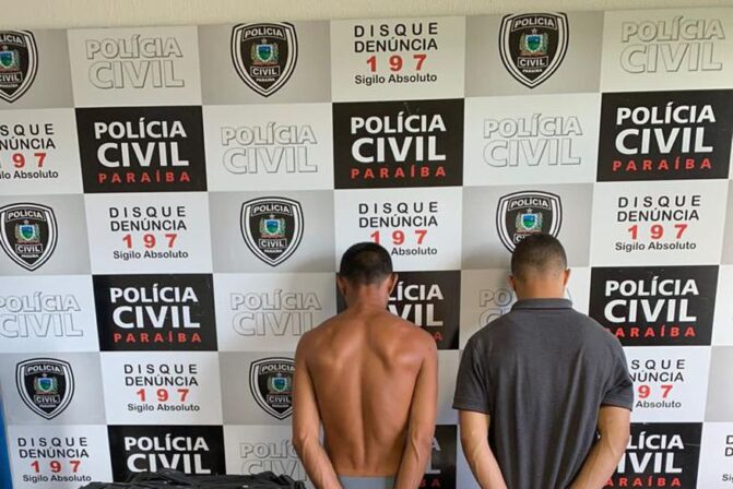 Dupla é presa com dez coletes à prova de balas e roupas do Exército em Cabedelo