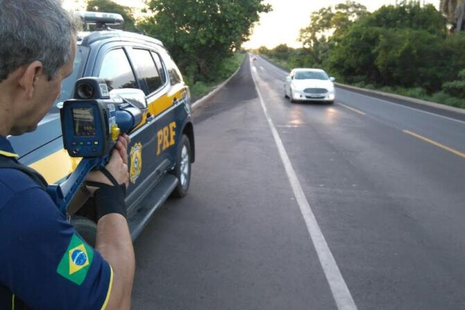 PRF na Paraíba flagra diversos motoristas dirigindo alcoolizados nas rodovias federais