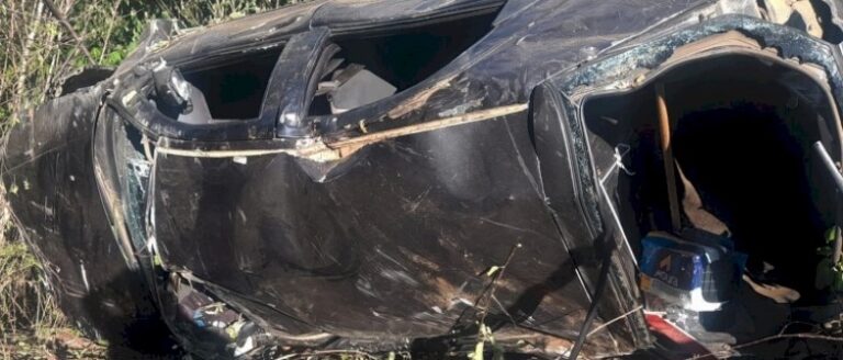 Capotamento deixa uma pessoa morta e três feridas no Vale do Piancó
