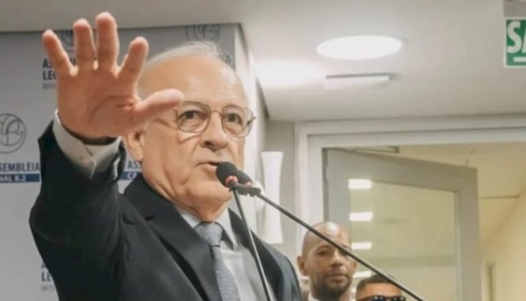 Deputado Branco toma posse para o 5º mandato na ALPB