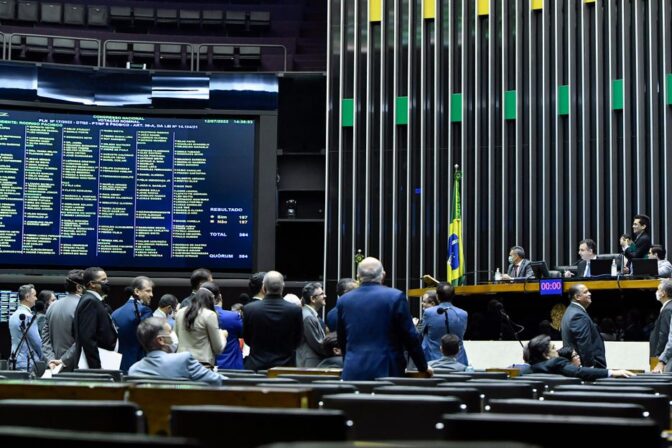Deputados aprovam MP que muda Código de Trânsito Brasileiro