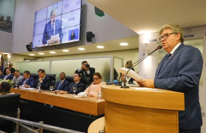 Em mensagem ao Poder Legislativo, João Azevêdo presta contas de ações e garante novos investimentos para 2023