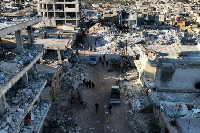 A vida na cidade mais destruída por terremoto na Síria