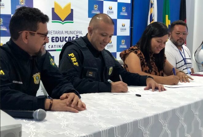 Prefeitura de Catingueira firma parceria com PRF