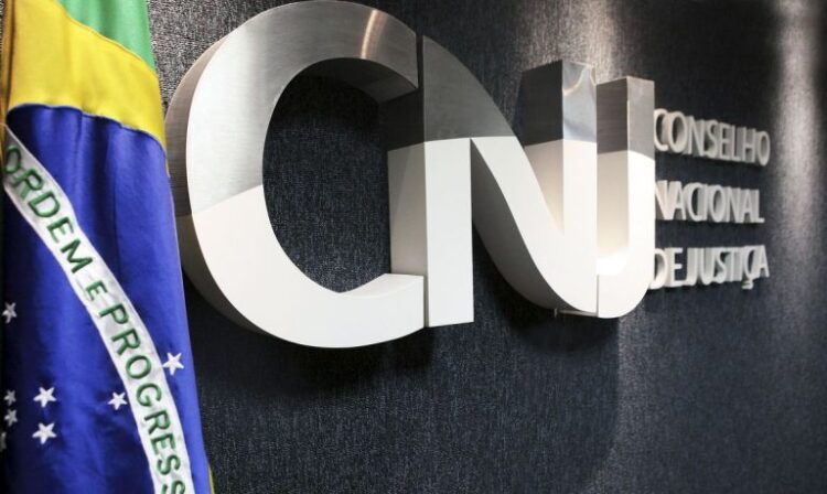 CNJ suspende pagamento de adicional de R$ 1 bilhão a juízes federais