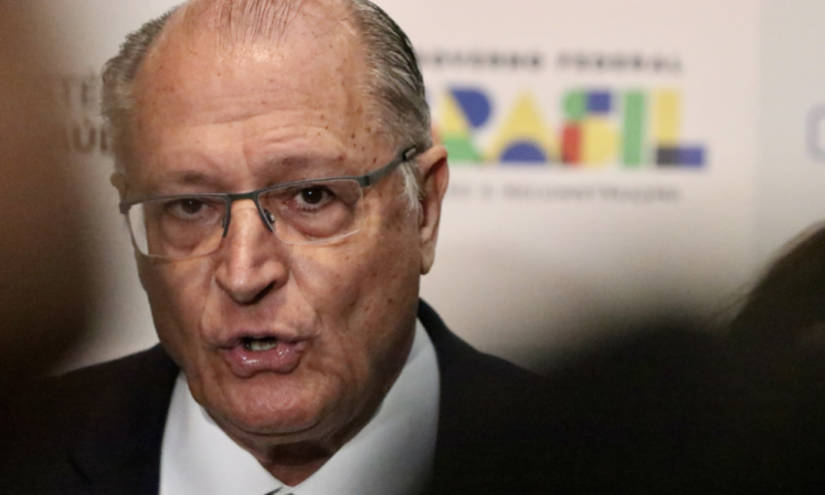 Alckmin diz que Lula pediu suspensão de tarifa de 40% a Trump e que Rubio não é problema
