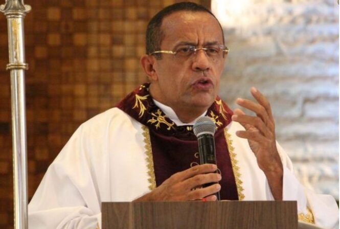 Padre Egídio desviou R$ 180 mil da emenda de Zé Maranhão