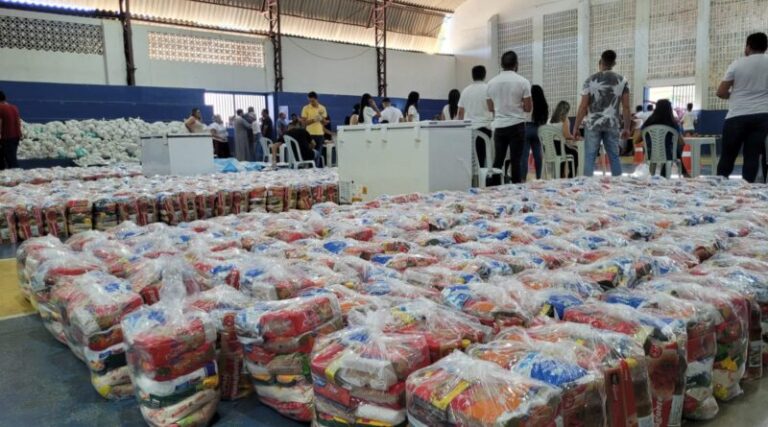 Prefeitura de Catingueira distribui mais de 13 toneladas de alimentos