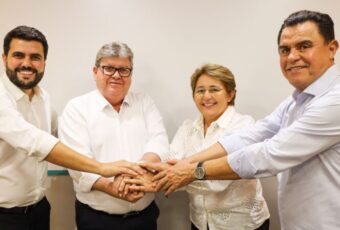 Candidata à reeleição, prefeita de Uiraúna deixa MDB e se filia ao PSB
