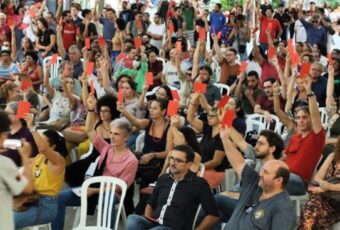 Professores da UFPB paralisam atividades nesta quarta-feira em campanha por aumento salarial