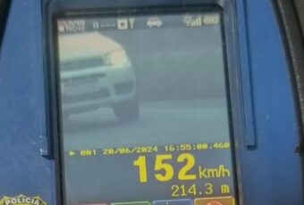 PRF flagra motorista dirigindo a 152km/h