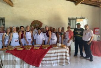 Agricultoras participam de curso sobre aproveitamento da mandioca em Princesa Isabel