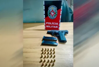 Polícia Militar prende homem por porte ilegal de armas