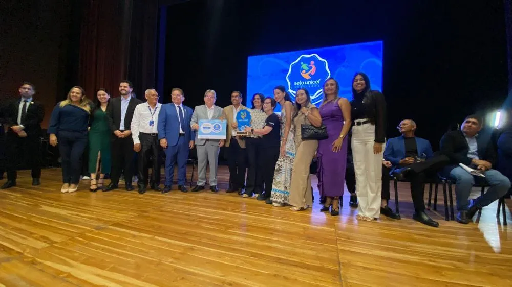 Lídio Carneiro recebe Selo UNICEF