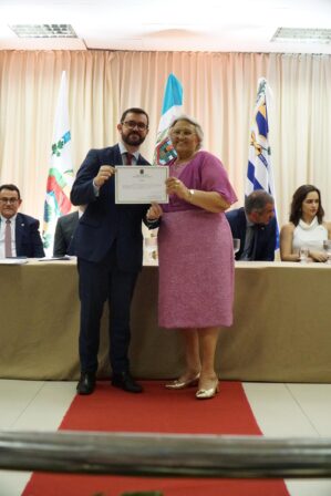 Anete Loureiro e Dra. Marie Madruga são diplomadas como prefeita e vice de Emas-PB