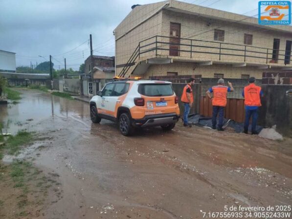 Chuvas de 48 horas ultrapassam a média histórica para todo o mês de fevereiro em João Pessoa