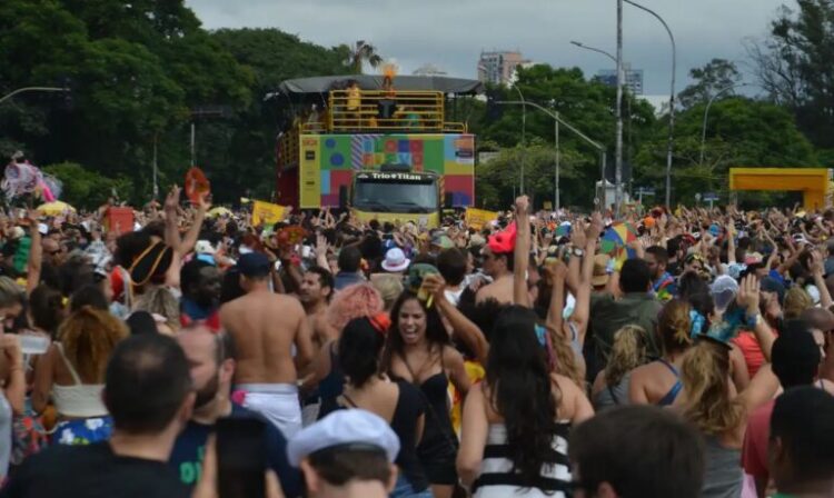 Carnaval em Salvador comemora os 40 anos da axé music