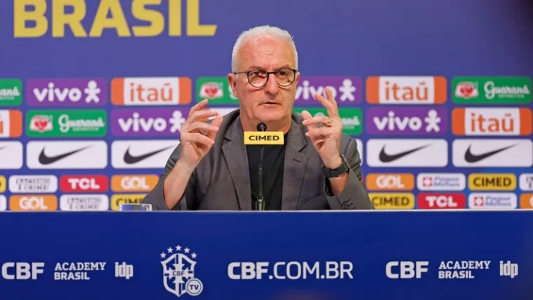 CBF demite Dorival Júnior do comando da seleção brasileira de futebol