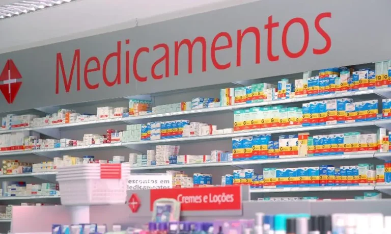 Medicamentos podem ter reajuste de até 3,81% a partir desta terça