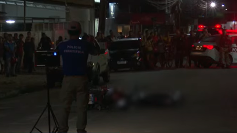 Motociclista é morto a tiros após suposta briga de trânsito