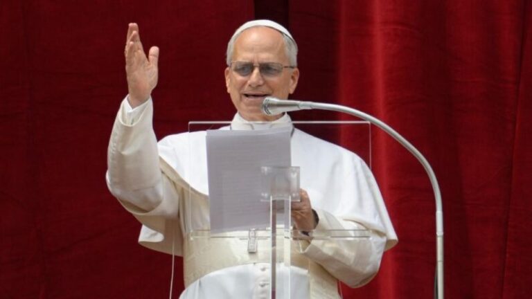 Papa Leão XIV pede paz na Ucrânia e em Gaza em 1ª oração de domingo: ‘Apelo sempre atual’