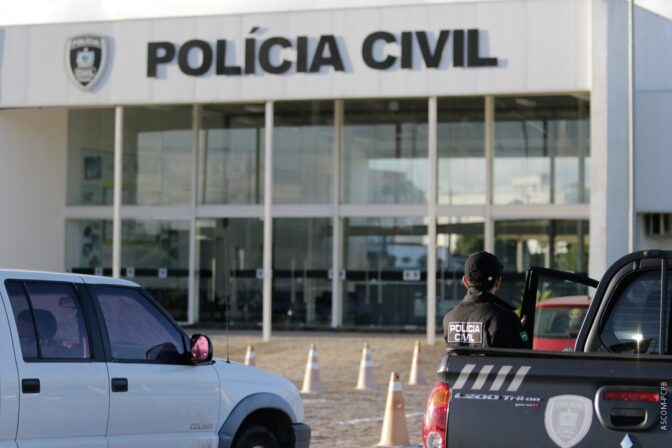 Mães são quem mais procuram a polícia para registrar o desaparecimento dos filhos, na Paraíba