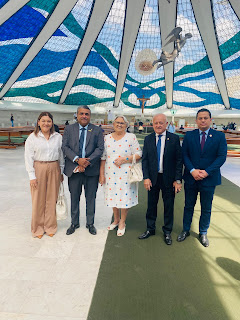 Prefeita de Anete Loureiro participa da marcha dos prefeitos em Brasília