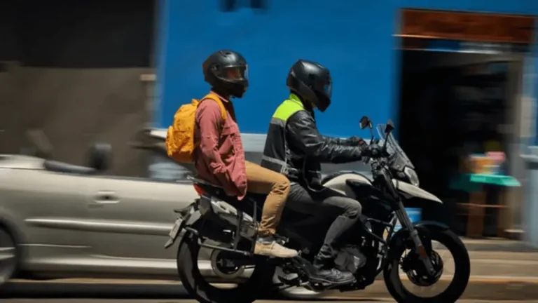 Justiça de SP derruba proibição e mototáxi volta a ser oferecido