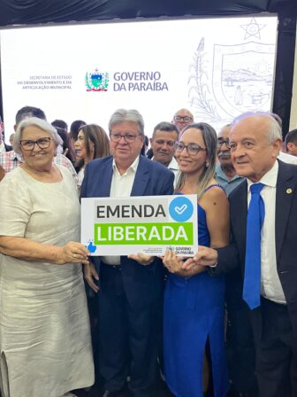 Prefeita Anete Loureiro consegue aproximadamente 1 milhão de reais para Emas