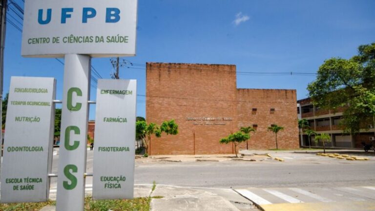 UFPB abre seleção com 12 vagas para curso de Especialização em Implantodontia com início em 2025