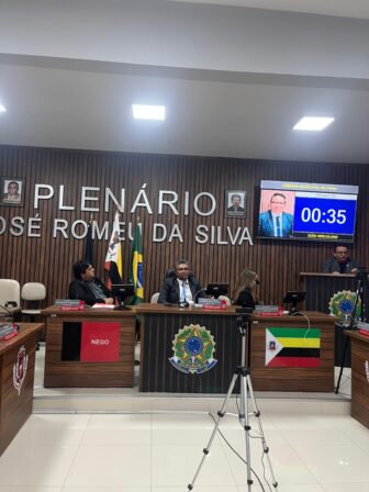 Vídeo: Câmara de Vereadores de Emas-PB realiza última Sessão do 1º Biênio 2025 aprovando matérias importantes para o município