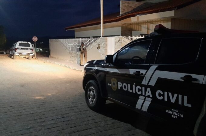 Foragido há mais de 20 anos por estupro e feminicídio em Mari é preso