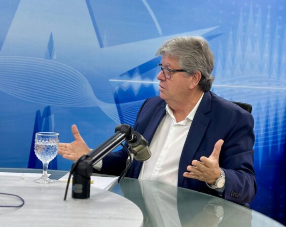 João descarta rompimento com Cícero, mas não garante ‘cabeça de chapa’ para prefeito