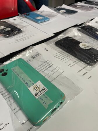 No Parque do Povo, 50 celulares roubados são devolvidos à população pela Polícia Cívil