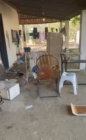 Em Catingueira-PB, filho ameaça pai e ateia fogo na própria casa