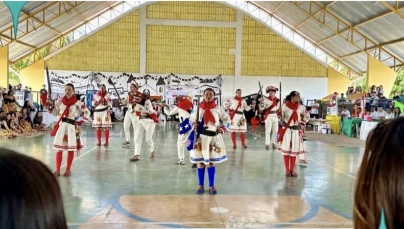Feira Cultural da ECIT Antônio Avelino de Almeida celebra a diversidade, a cultura e o protagonismo juvenil