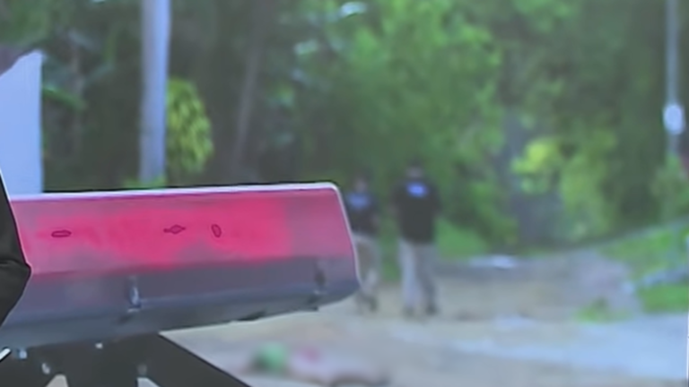 Mulher é assassinada a tiros e corpo é encontrado em rua