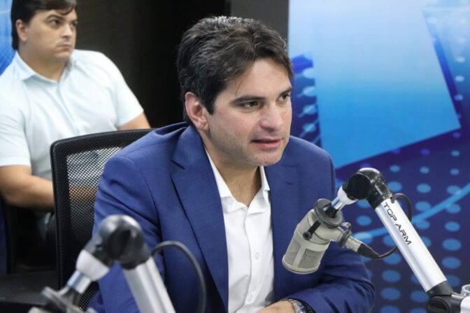 Murilo diz que Adriano não deve disputar governo e defende nome de Lucas Ribeiro