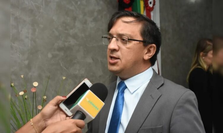 João exonera secretário de Turismo e nomeia ex-secretário de JP