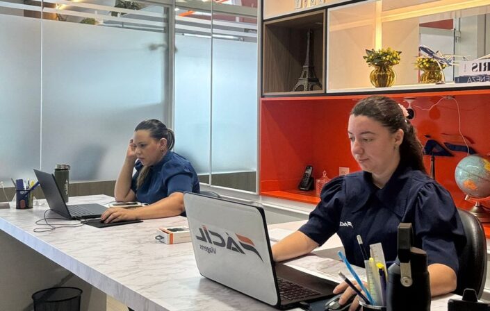 Como o atendimento on-line auxilia empreendedores a vender mais