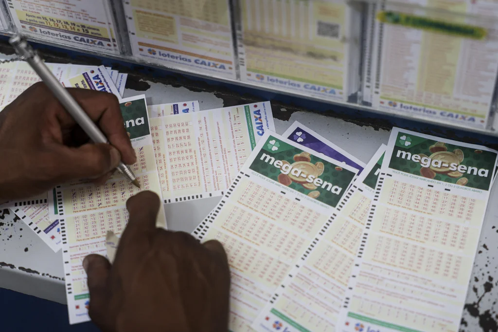 Mega-Sena sorteia hoje prêmio de R$ 130 milhões